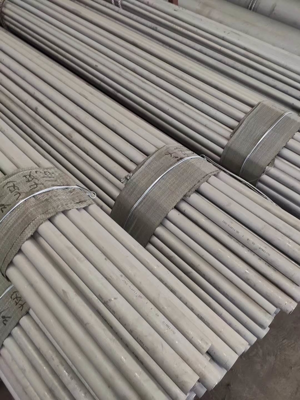 Welded Stainless Steel Pipe With Matt Surface For Highly Corrosive Atmosphere